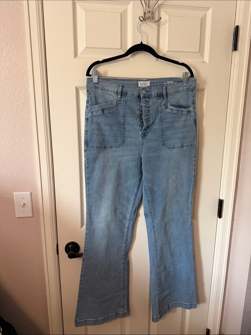 Nicole Miller Light Blue Wide Leg Flare Jeans